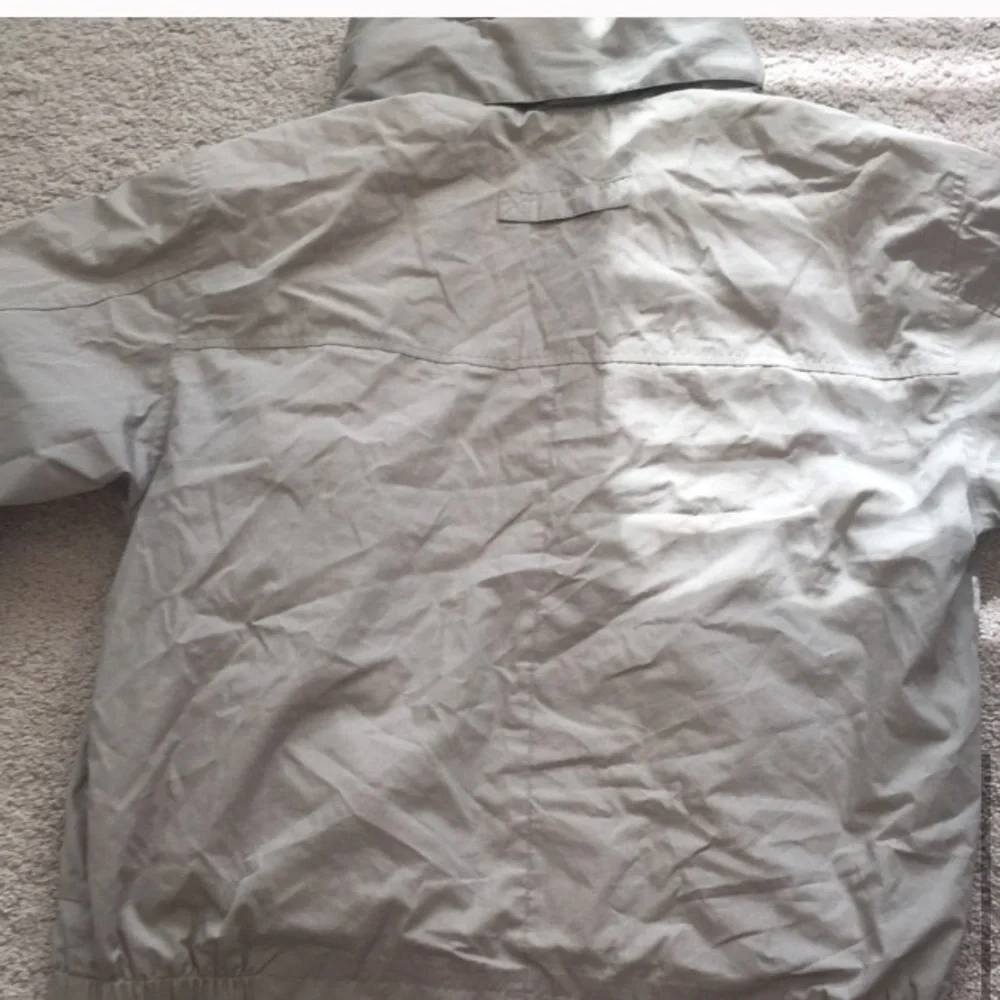 ST. JOHN’S BAY light weight khaki color spring jacket size Large